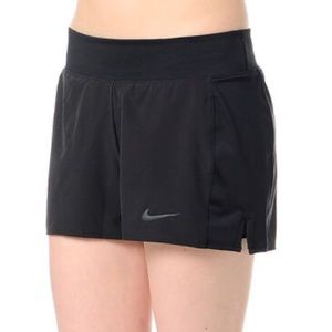 Nike baseline black tennis shorts NWT size small